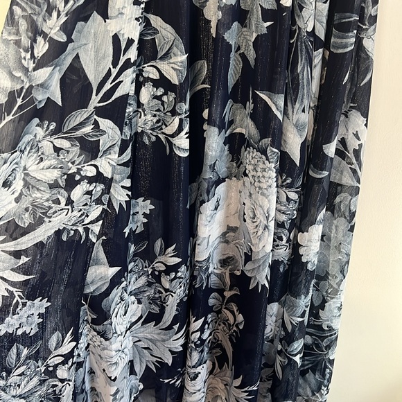 Alexa B Nites Blue Floral Sheer Long Sleeve Long Maxi Dress Size 14 NWT - Picture 3 of 7